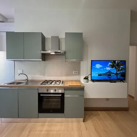 Tiburtina Apartman Róma